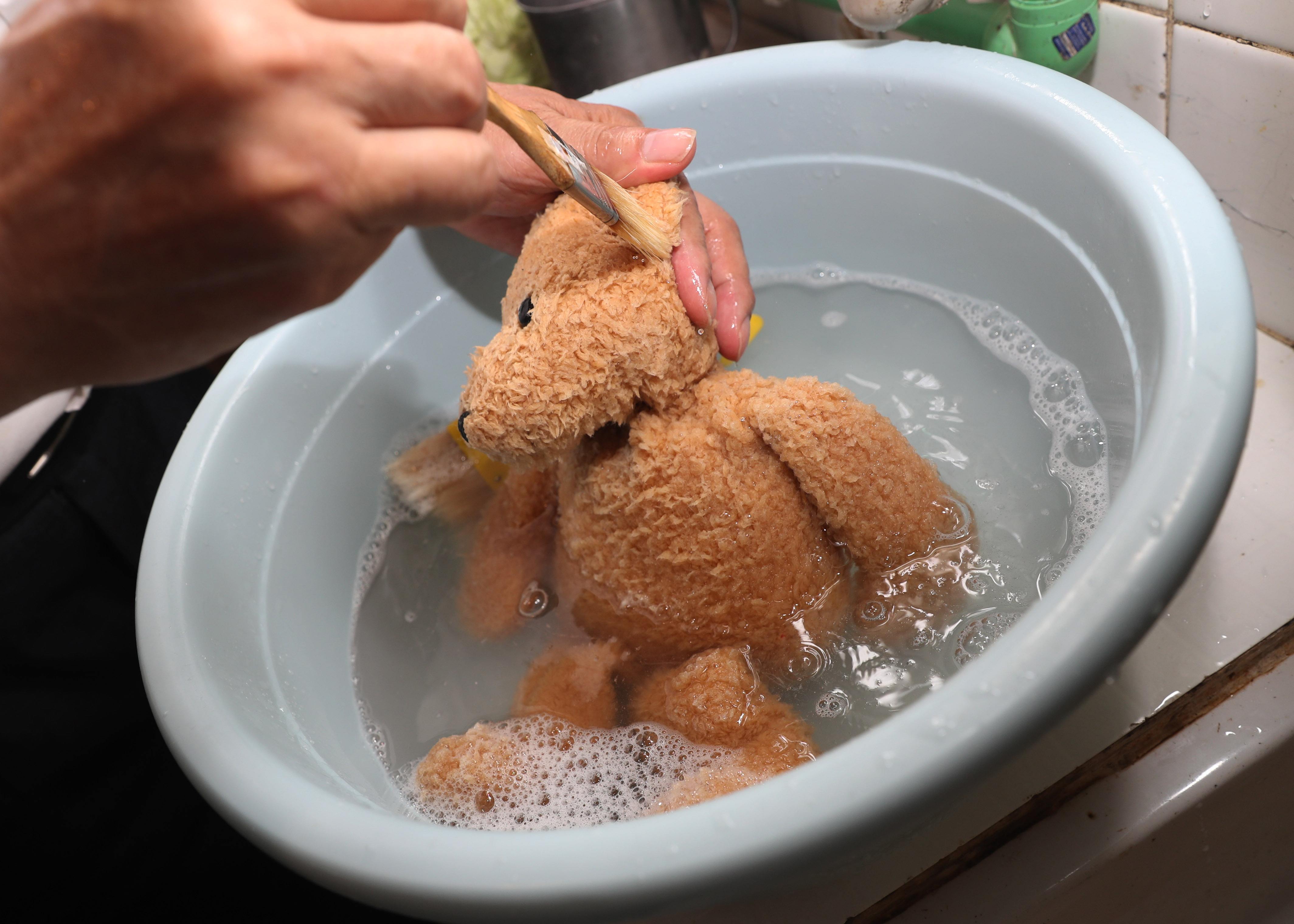 下雨天，記得保持毛絨玩具干燥